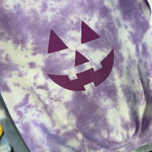 Jack o lantern face, Halloween, tie dye crewneck or short sleeve. Nostalgia, retro Sweatshirts Women