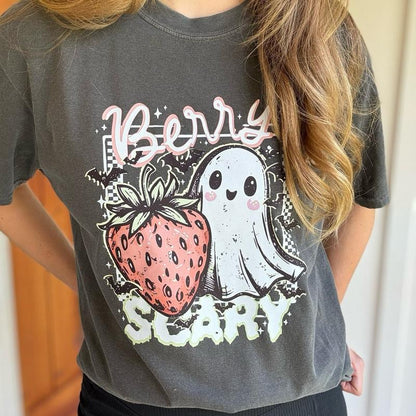 Berry scary Halloween 90s Halloween Shirt Tshirt Comfort Color with ghost and strawberry Design