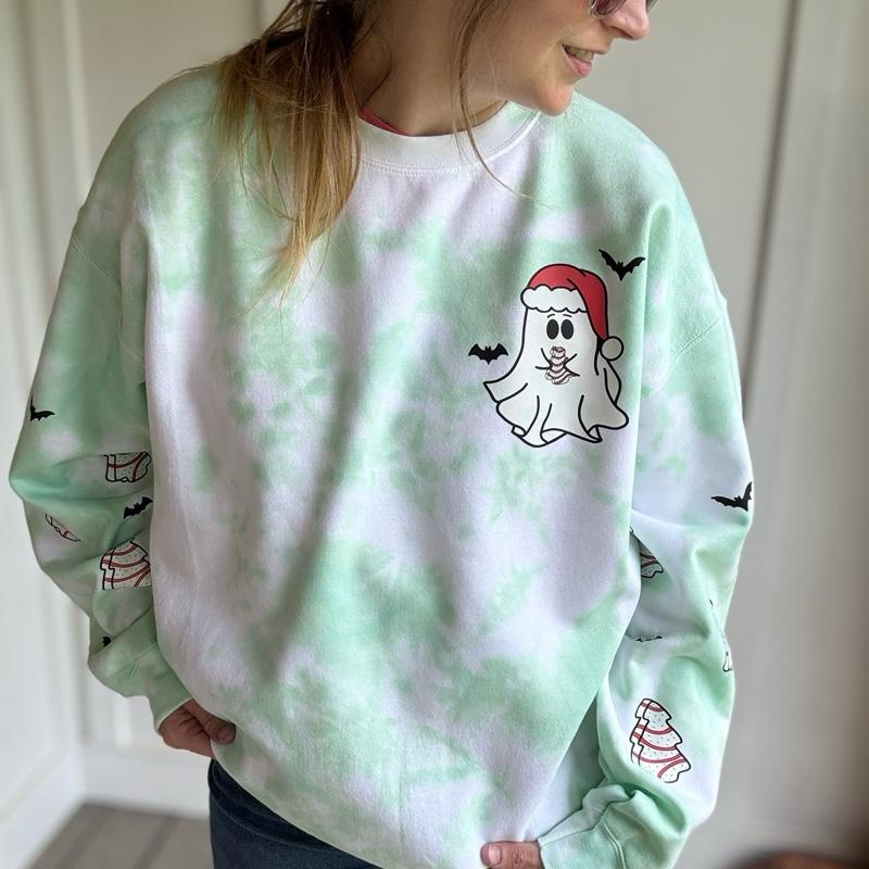 Christmas tree cake ghost with bats! CREWNECK Cotton Casual