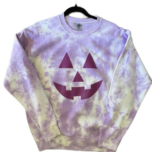 Jack o lantern face, Halloween, tie dye crewneck or short sleeve. Nostalgia, retro Sweatshirts Women