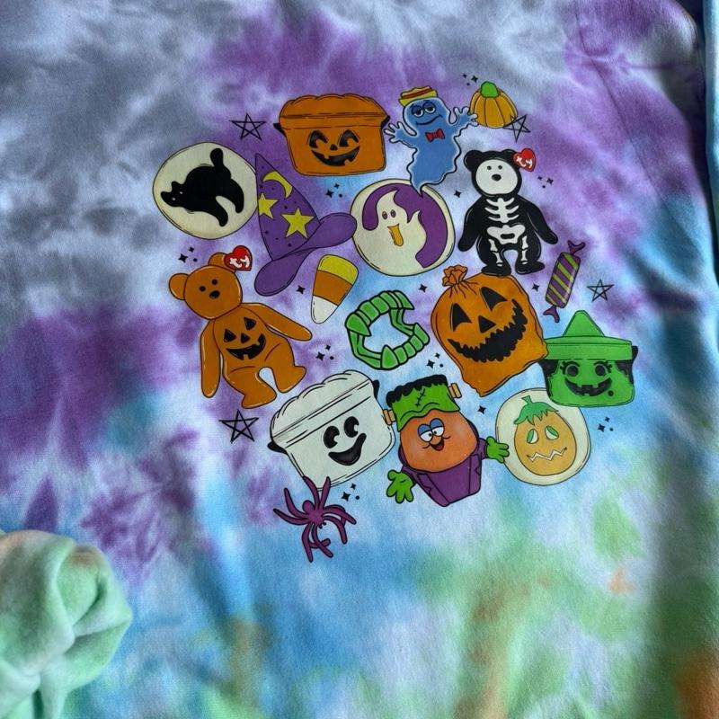Retro 90s nostalgic Halloween Tops Crewneck or tshirts