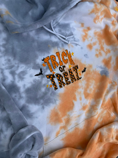 Trick or treat halloween crewneck Everyday Fit