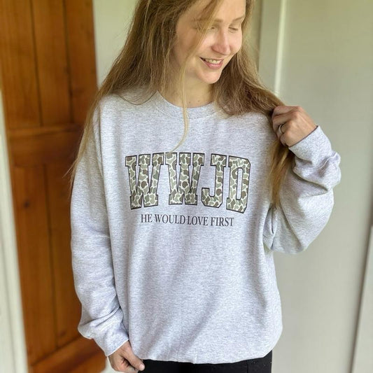 WWJD camo he would love first crewneck Cotton Casual Pullover