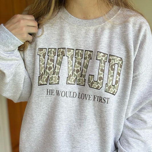 WWJD camo he would love first crewneck Cotton Casual Pullover